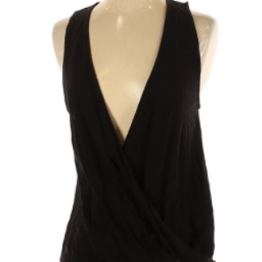 Silence & Noise Cross-Front Tank